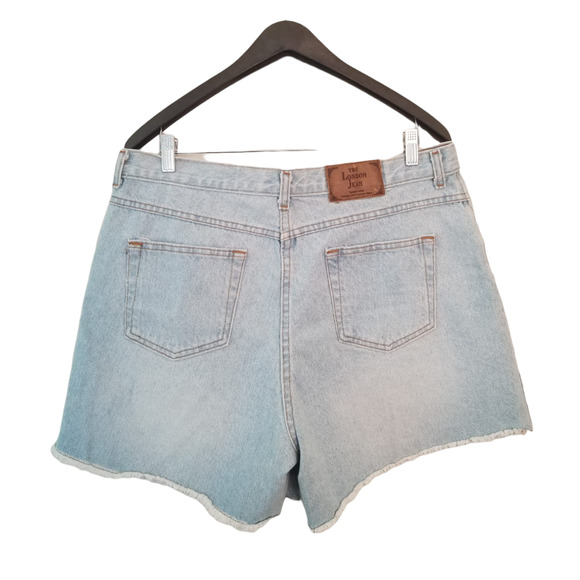 Moda Intl The London Jean Denim Cut Off Women's Shorts Size 16 Inseam 4.5‎ in - Picture 1 of 9